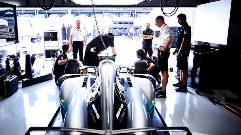 Η Mercedes φτιάχνει νέο power unit για το 2018